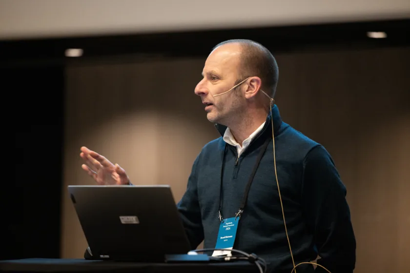 Default image description